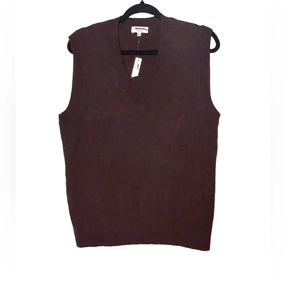 NWT Madewell Cashmere V-Neck Sweater Vest in Molasses Brown, Size Medium - Picture 5 of 11